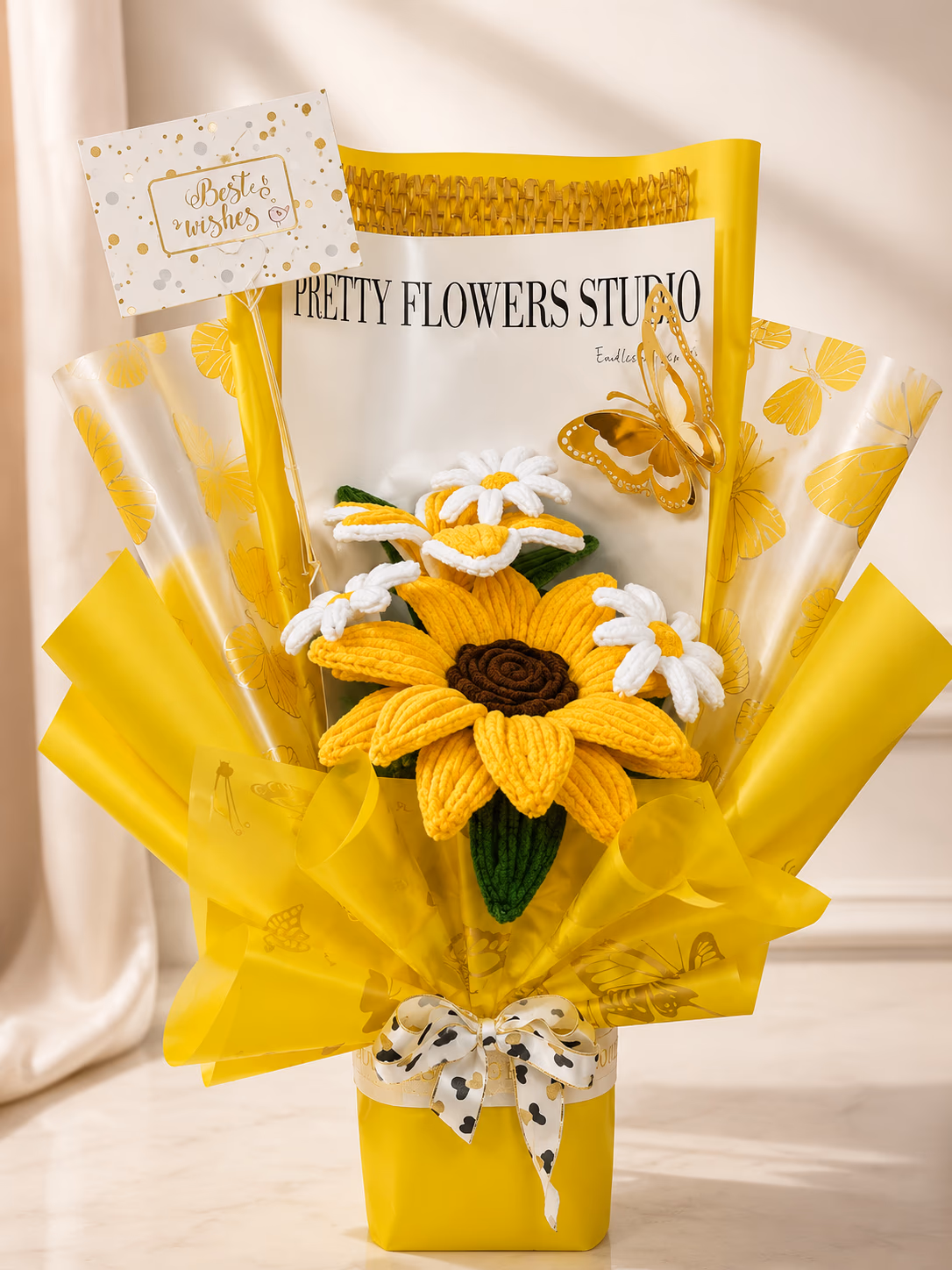Arreglo floral amarillo y blanco con girasol para regalo personalizado en Lima