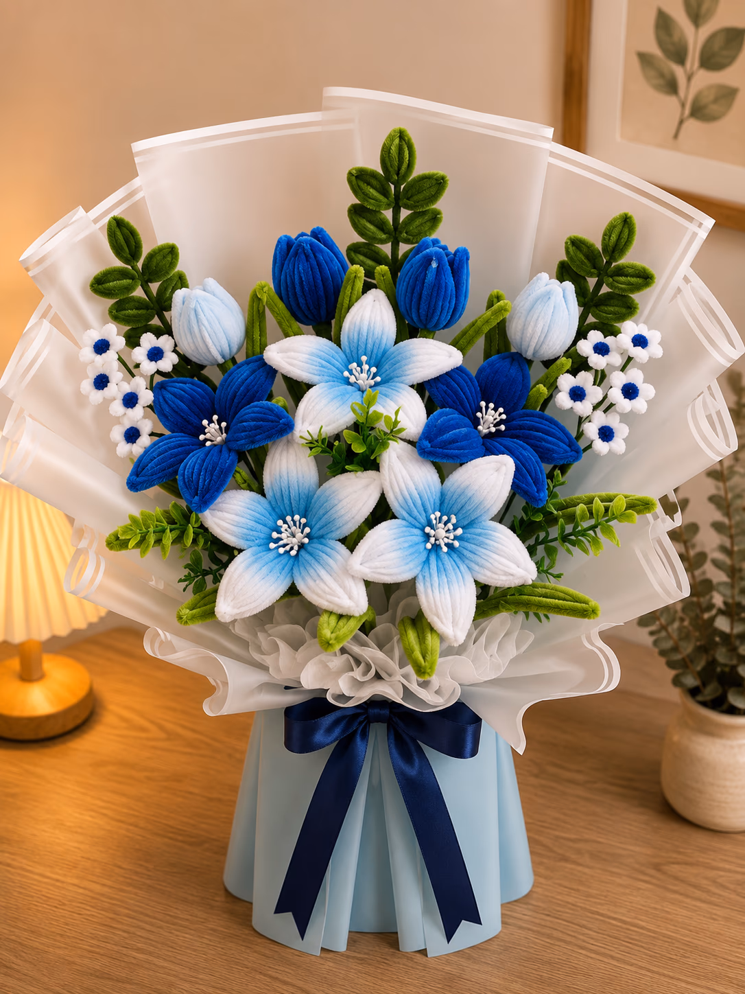 Ramo azul y blanco de flores eternas para regalo en Lima