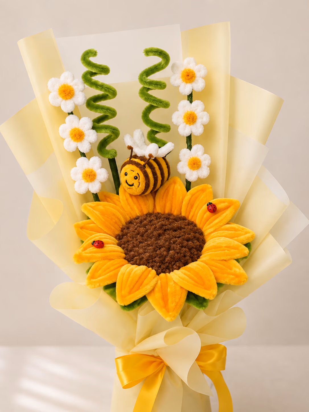 Ramo de girasol amarillo con detalle de abejita para flores amarillas en Lima