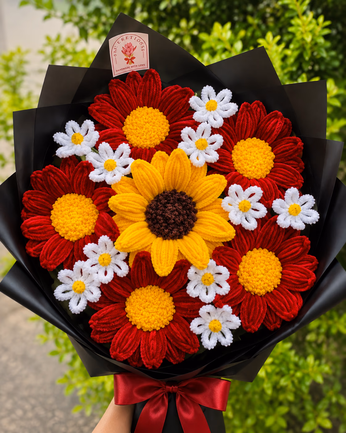 Ramo de girasoles y rosas rojas para aniversario o flores amarillas en Lima